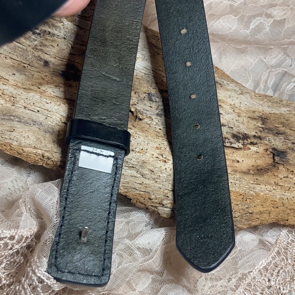3D Brand Full Grain Leather Belt built in buckle - Picture 5 of 7